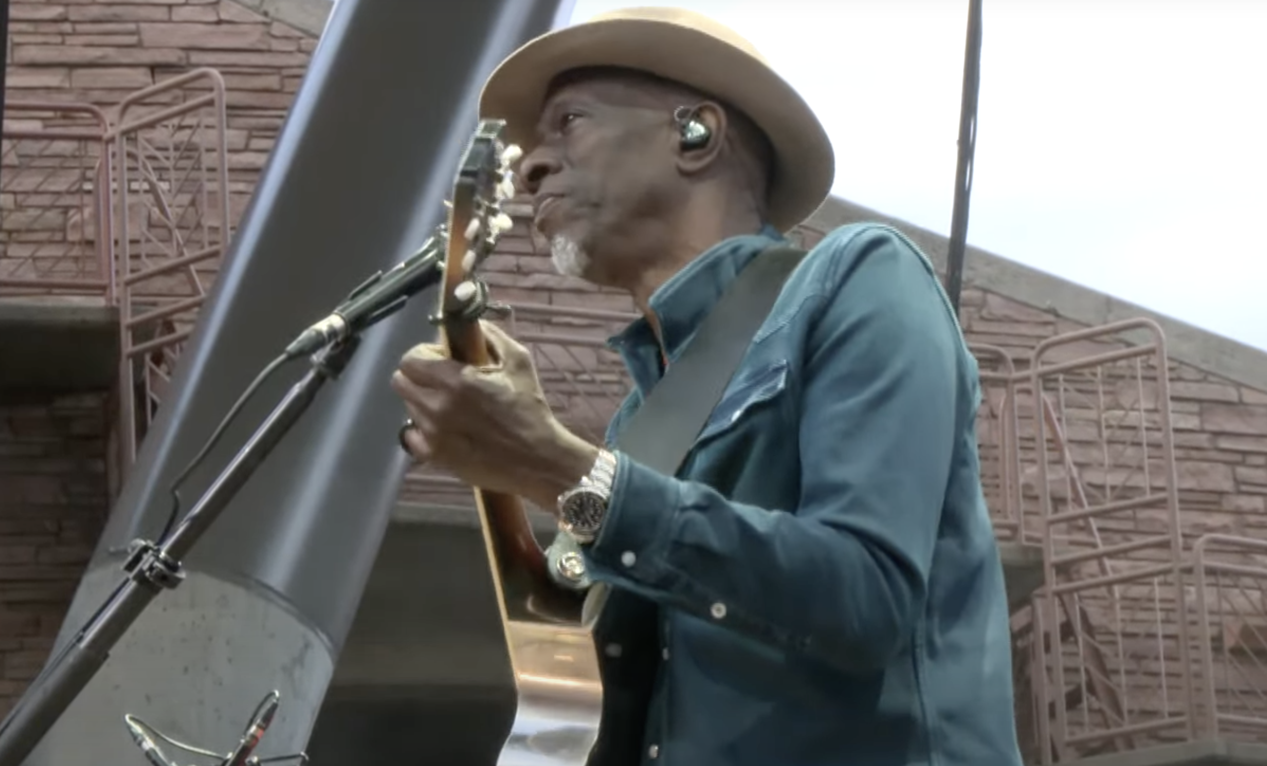 Keb’ Mo’